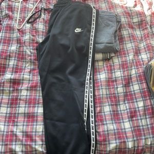 Matching dry fit pants, goes well with sweater
